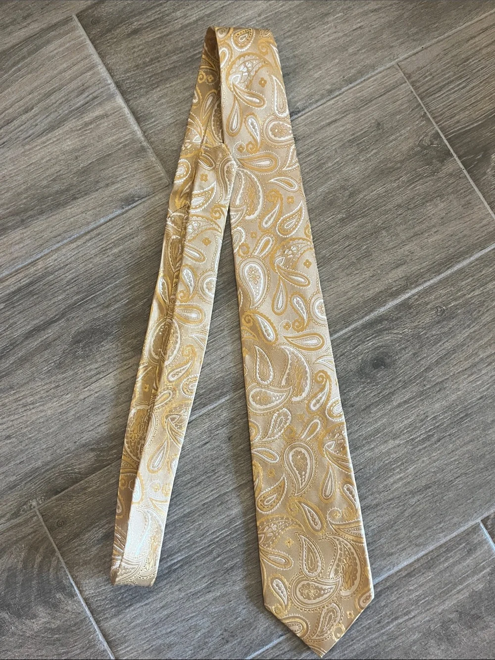 Mi Gold Paisley Silk Necktie for Nordstrom
